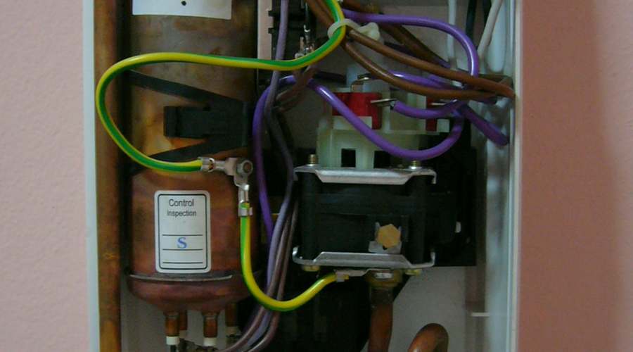 No Hot Water? A Houston Homeowner's Troubleshooting Guide