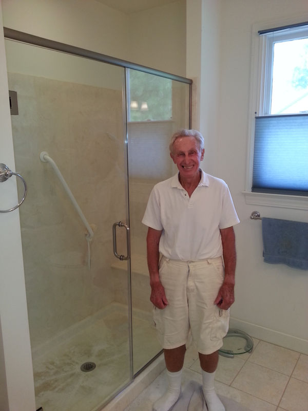Hugo Plumbing team member and happy Houston customer